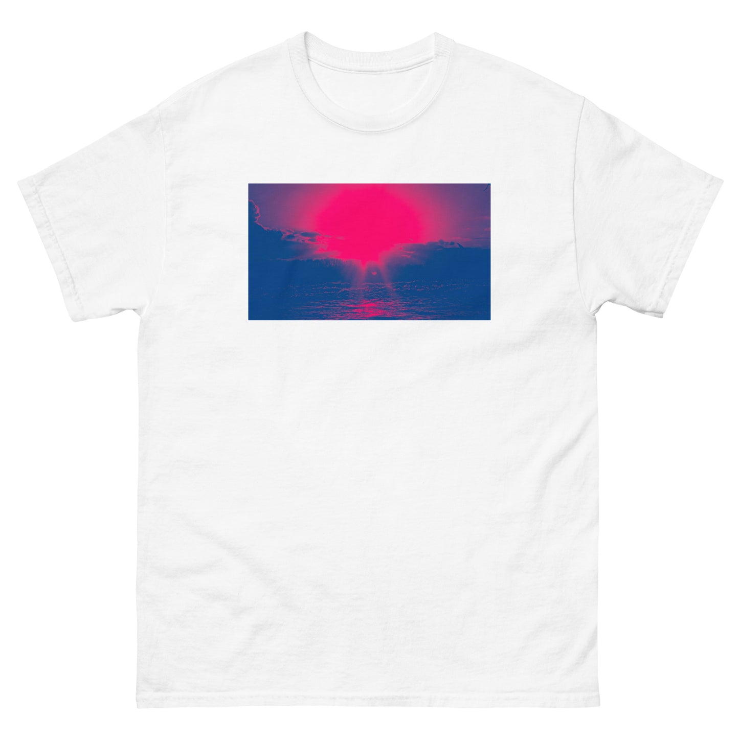 Ocean Sunset red Men's classic tee