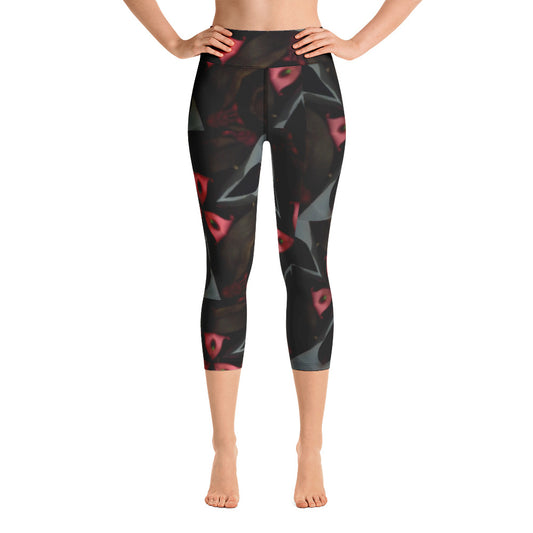 Pink & Black Pattern Yoga Capri Leggings