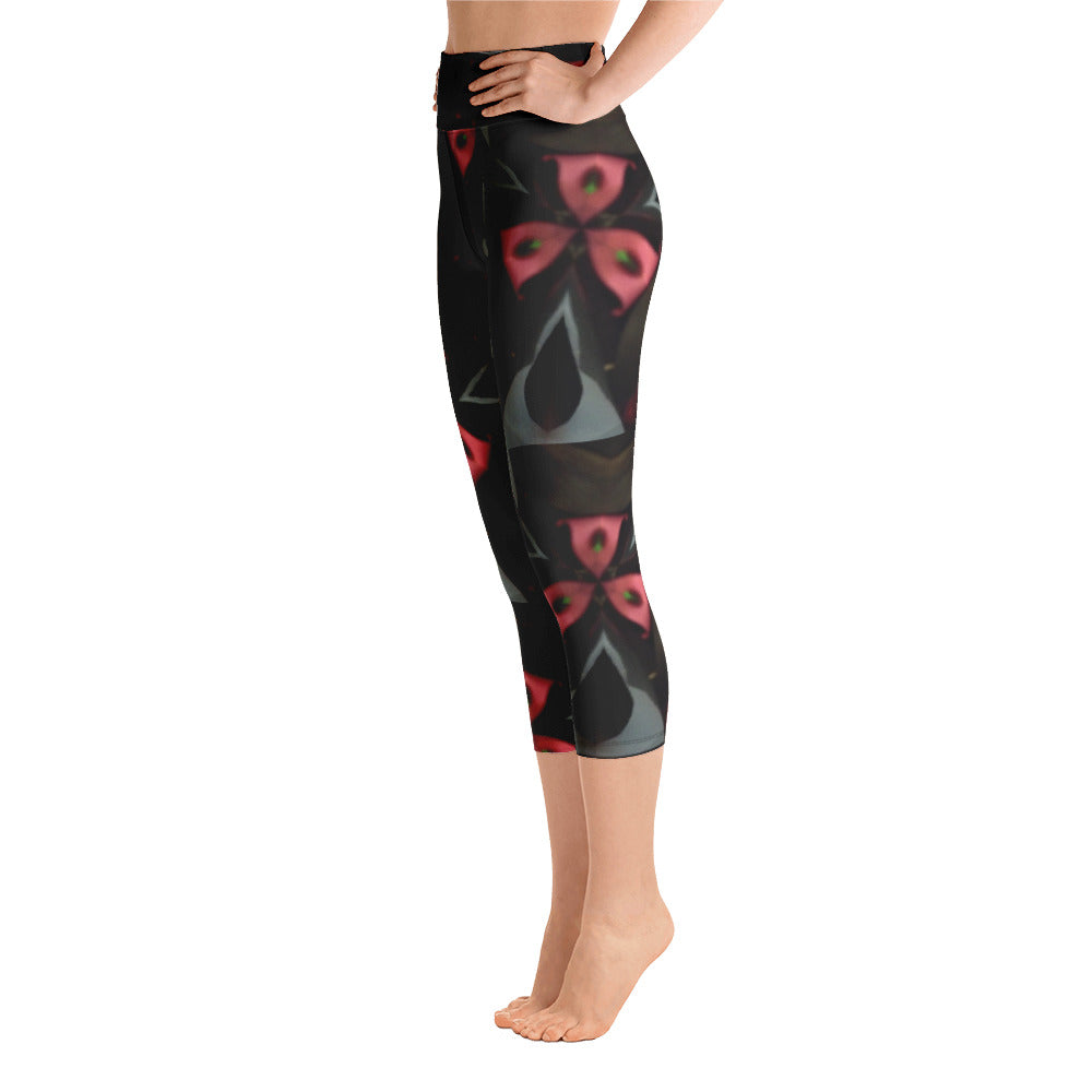 Pink & Black Pattern Yoga Capri Leggings