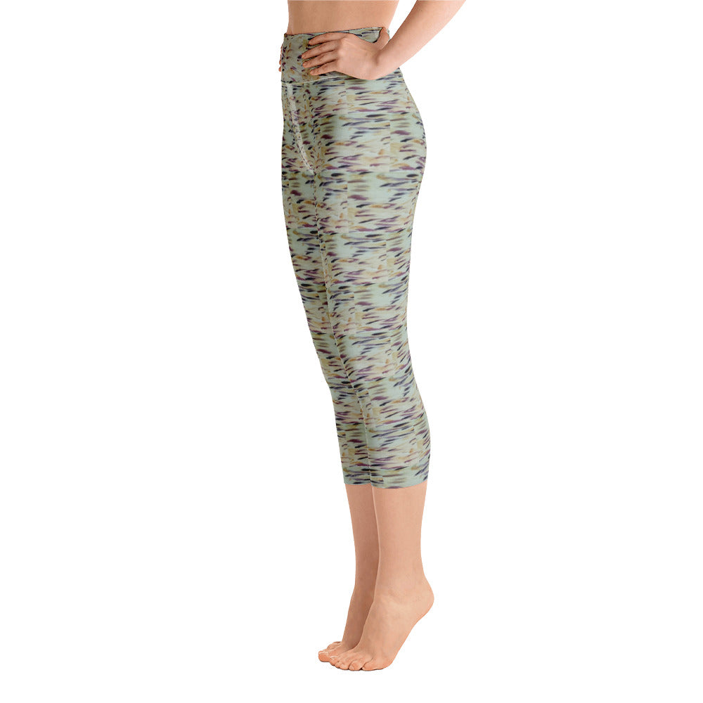 Fish Cream Yoga Capri Leggings